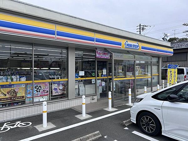 【周辺環境／コンビニ】ミニストップ掛川城西店様まで約700ｍ