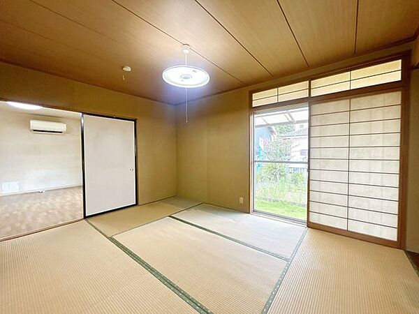 【1階和室　6帖】