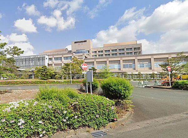 磐田市立総合病院徒歩10分。 770m