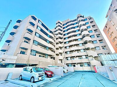 外観:価格には消費税、リフォーム費用を含みます。自社物件につき随時ご案内可能。内覧希望の方はお電話ください。 外観:価格には消費税、リフォーム費用を含みます。自社物件につき随時ご案内可能。内覧希望の方はお電話ください。