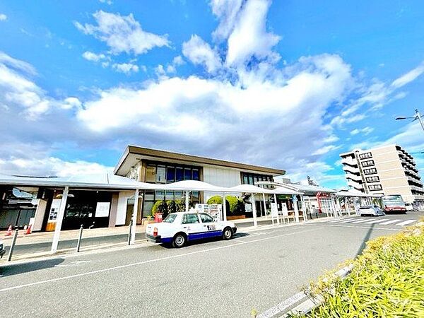 岩沼駅(JR東日本 常磐線)まで徒歩11分。通勤や通学、休日のお出かけにも便利です。 840m
