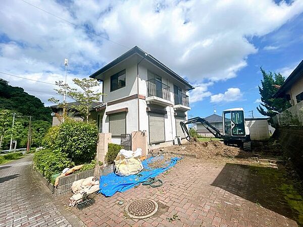【リフォーム中】外観です。芸壁屋根塗装を行います。ミサワホーム様施工の住宅です。