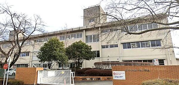 高崎市立堤ヶ岡小学校 1420m