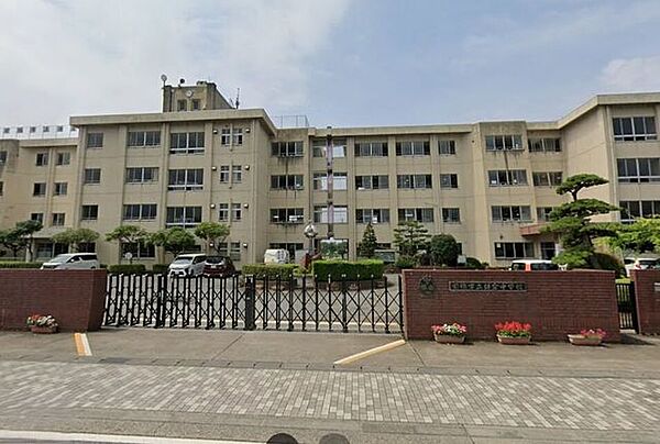 前橋市立鎌倉中学校 1580m