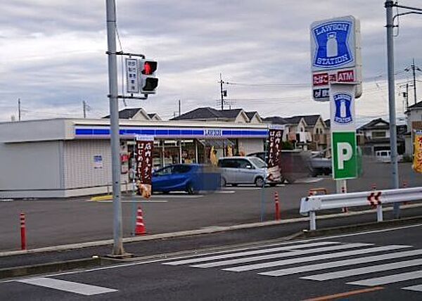 ローソン 前橋北代田店 740m