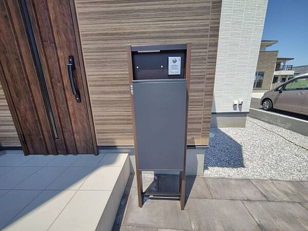郵便ポスト