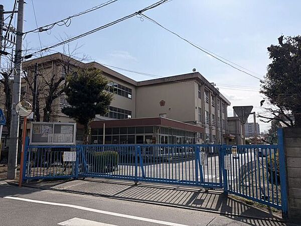 高崎市立東小学校 410m