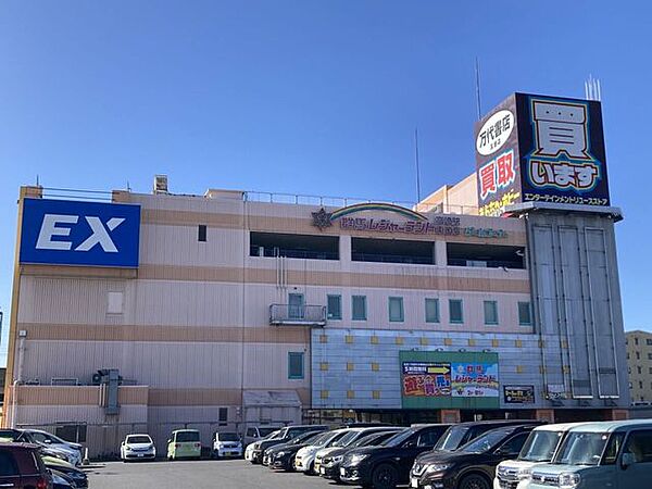 万代書店 高崎店 460m