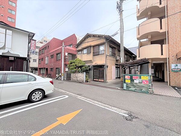 【建物解体・更地渡し予定】