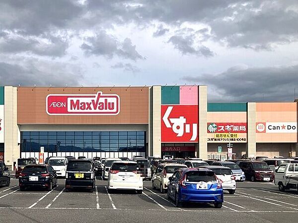スギ薬局 アクシス鈴鹿店【店舗営業時間10:00～21:00　駐車場777台完備。医薬品の他にも食品やお酒など販売。薬剤師、ビューティアドバイザー、管理栄養士が揃っているので相談可能。/クレジット…