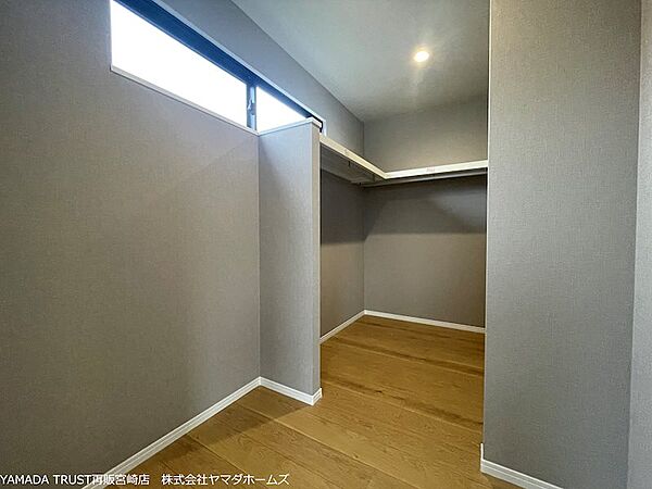 ウォークインクローゼット　別角度