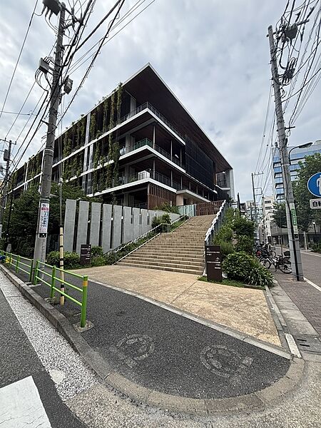 中央小学校、中学校