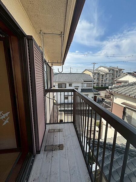 2階・収納付の和室のバルコニー♪