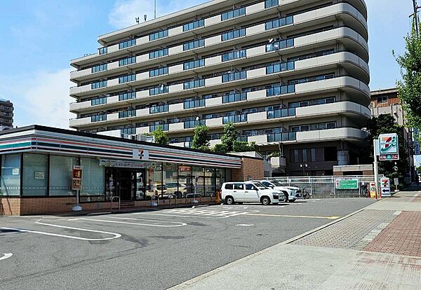 セブンイレブン大阪友渕町3丁目店 310m