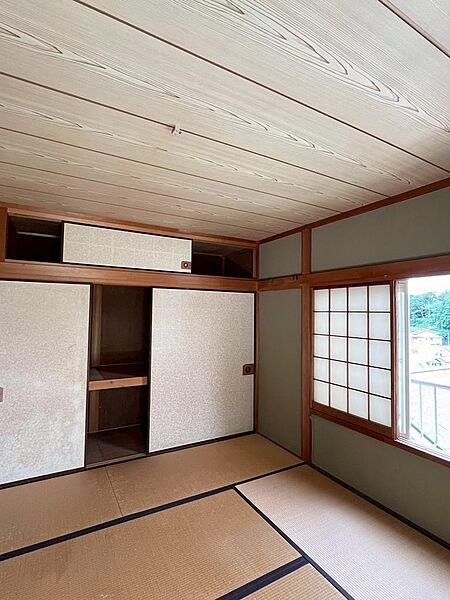 日当たりの良い和室です♪