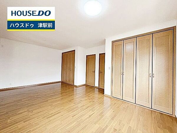洋室を拡大表示