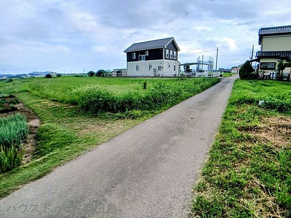 前面道路含む現地写真