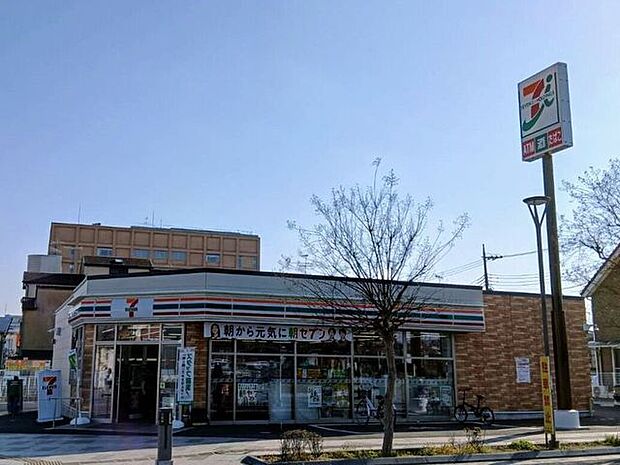 セブン-イレブン 佐野駅前店 850m