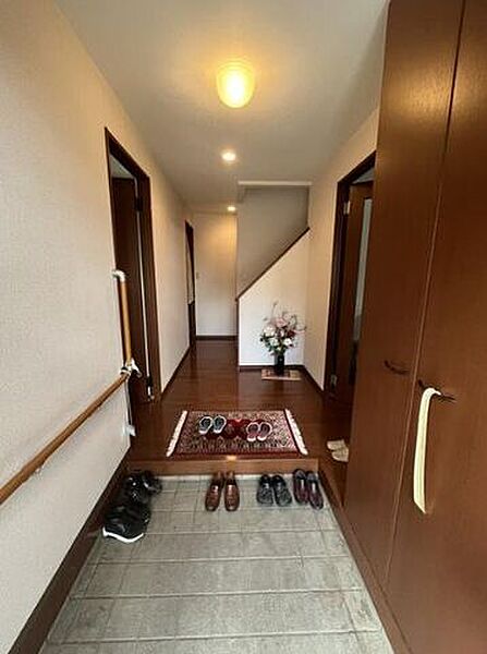 玄関を拡大表示