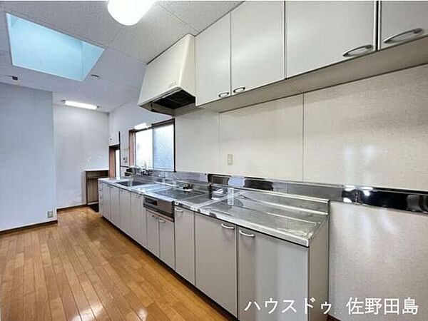 建物解体し、更地渡しとなります。