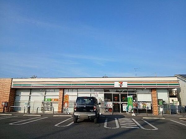 セブン-イレブン　佐野奈良渕店 180m