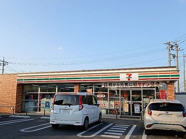 セブン-イレブン 佐野堀米町店 380m