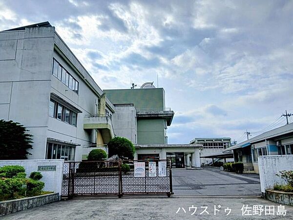 佐野市立田沼東中学校 2150m
