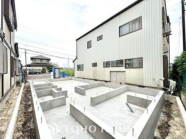 【完成へのカウントダウン。今なら「中身」も見学可能】現在着々と施工中。完成後は隠れてしまう構造を、ご自身の目で確認できる貴重なタイミングです。日々形を変え、理想の家が出来上がっていく高揚感をぜひ。