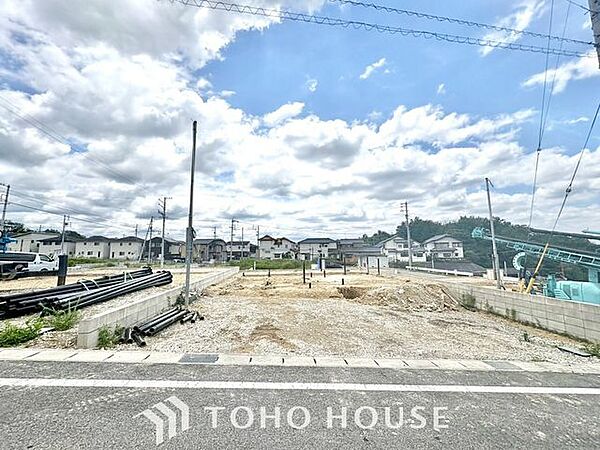 ここから始まる『日常』はご家族にとって大切な時間となります。だからこそ、少しでも豊かに、少しでも快適に。そんな想いから生まれた本邸宅は、これから先のお住まいをきっと支えてくれるはずです。
