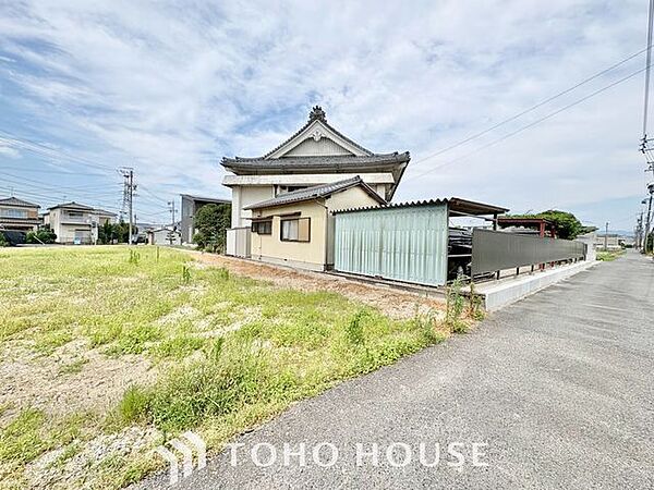 建物完成前には物件の現地と、近隣の完成施工例をご案内させて頂きます。その他資金計画やローン返済シュミレーションなど、ファイナンス面のご相談も承ります。お気軽にご相談下さいませ。