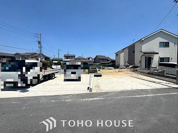 忙しく過ぎゆく日常を置き去るほど、ゆったりした時間が流れる住環境です。『快適』は「家」と「街」と「環境」が調和した時に訪れるのだと改めて感じさせてくれます。