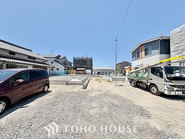 【完成へのカウントダウン。今なら「中身」も見学可能】現在着々と施工中。完成後は隠れてしまう構造を、ご自身の目で確認できる貴重なタイミングです。日々形を変え、理想の家が出来上がっていく高揚感をぜひ。