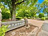 周辺：市之久田中央公園 徒歩12分。 920m