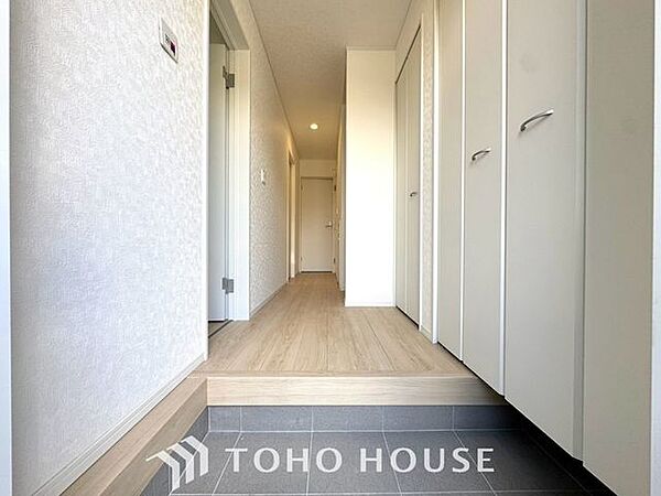 玄関を拡大表示