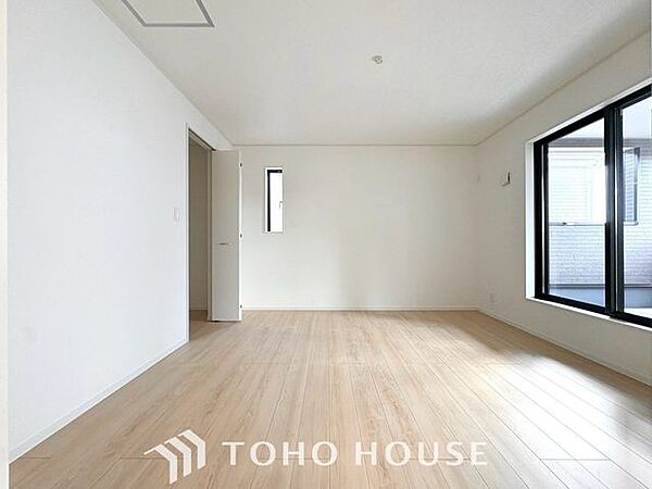 洋室を拡大表示