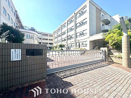 名古屋市立左京山中学校 徒歩10分。 730m