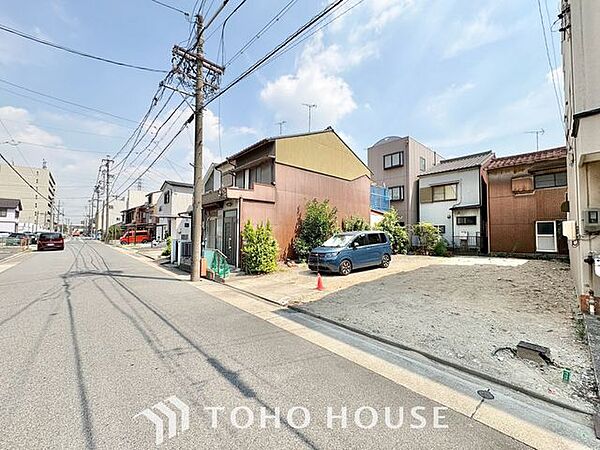 【完成へのカウントダウン。今なら「中身」も見学可能】現在着々と施工中。完成後は隠れてしまう構造を、ご自身の目で確認できる貴重なタイミングです。日々形を変え、理想の家が出来上がっていく高揚感をぜひ。
