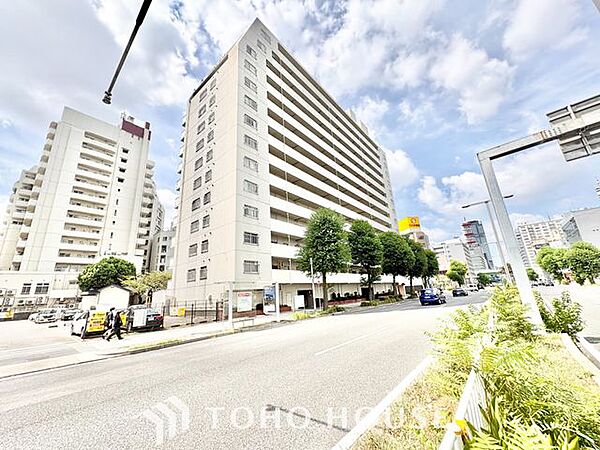 ここから始まる『日常』はご家族にとって大切な時間となります。だからこそ、少しでも豊かに、少しでも快適に。そんな想いから生まれた本邸宅は、これから先のお住まいをきっと支えてくれるはずです。