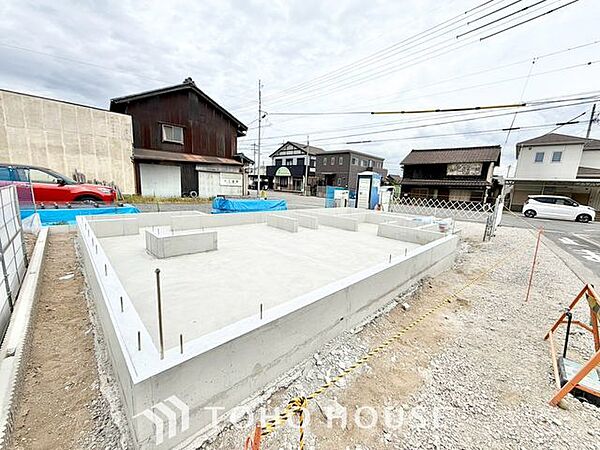 快適に過ごす条件は、一人ひとり違います。だからこそ飾り過ぎないシンプルな内装と偏り過ぎないデザインで統一しております。居住していく中でオーナー様だけの【マイホーム】に創り上げて下さい。