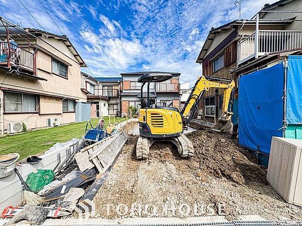 ここから始まる『日常』はご家族にとって大切な時間となります。だからこそ、少しでも豊かに、少しでも快適に。そんな想いから生まれた本邸宅は、これから先のお住まいをきっと支えてくれるはずです。