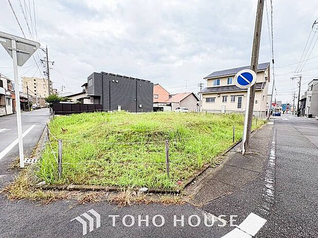 ここから始まる『日常』はご家族にとって大切な時間となります。だからこそ、少しでも豊かに、少しでも快適に。そんな想いから生まれた本邸宅は、これから先のお住まいをきっと支えてくれるはずです。