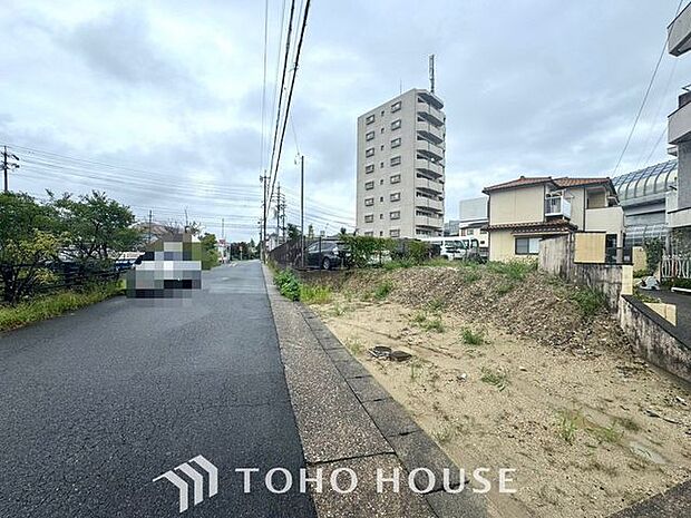 【完成へのカウントダウン。今なら「中身」も見学可能】現在着々と施工中。完成後は隠れてしまう構造を、ご自身の目で確認できる貴重なタイミングです。日々形を変え、理想の家が出来上がっていく高揚感をぜひ。