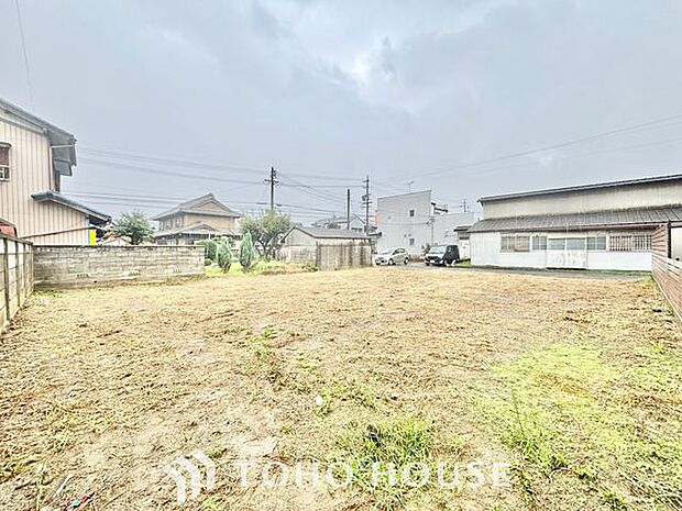 ただ『 住む 』だけじゃない! 気持ち良く住んで欲しい気持ちをこめて・・・。 お家の事、街の事、お金の事、 何でも相談して下さい♪