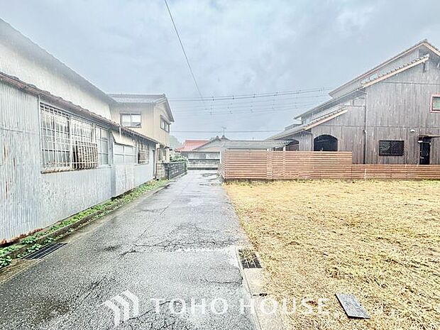 ここから始まる『日常』はご家族にとって大切な時間となります。だからこそ、少しでも豊かに、少しでも快適に。そんな想いから生まれた本邸宅は、これから先のお住まいをきっと支えてくれるはずです。