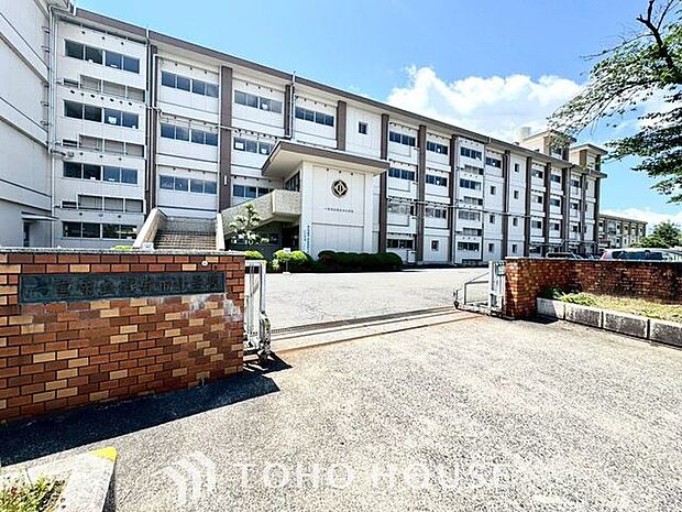 一宮市立浅井中小学校 徒歩7分。 490m