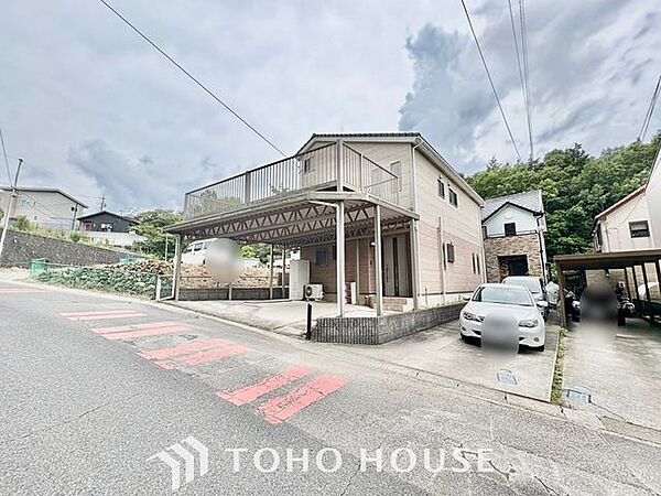 ここから始まる『日常』はご家族にとって大切な時間となります。だからこそ、少しでも豊かに、少しでも快適に。そんな想いから生まれた本邸宅は、これから先のお住まいをきっと支えてくれるはずです。