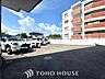 駐車場：【愛車と過ごす、ゆとりある毎日を】敷地内に専用駐車スペースを確保。月極駐車場を探す手間や雨の日の移動ストレスから解放されます。出し入れしやすい空間が、あなたのアクティブなカーライフを足元から支えます。