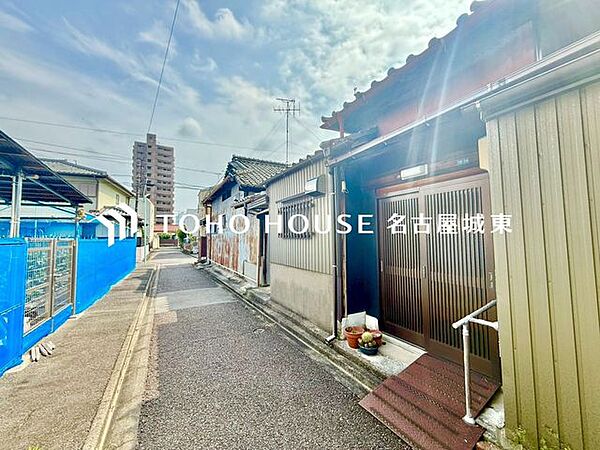 お住まい購入に向けての『質問』・『疑問』。具体的に何を準備をして進めたらいいのか？些細な事でも何でも質問して下さい。誰よりも解り易く、安心してお住まいが購入出来るようサポート致します。