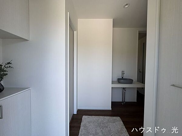 ■□ゆとりのある広さで、朝の忙しい時間もスムーズです□■
