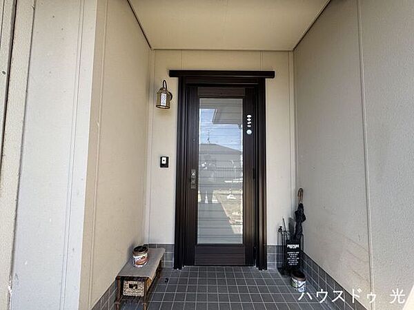 ■□ゆとりのあるアプローチでお子様やご年配の方も安心して通行できます□■